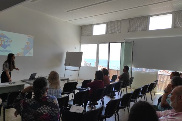 WORKSHOP CAPACITAR PARA A EMPREGABILIDADE | CÂMARA DE LOBOS