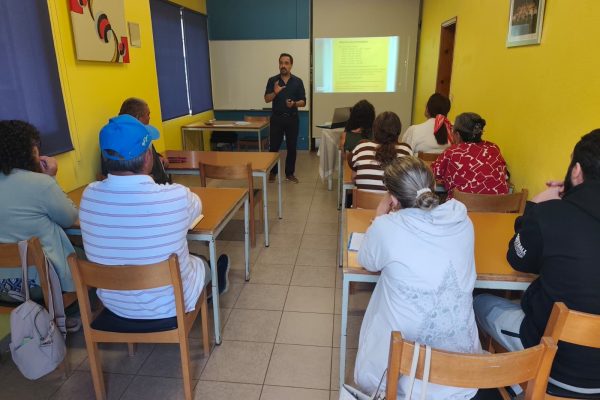 SESSÃO DE INFORMAÇÃO SOBRE O PROGRAMA REATIVAR MADEIRA DECORREU NA CALHETA